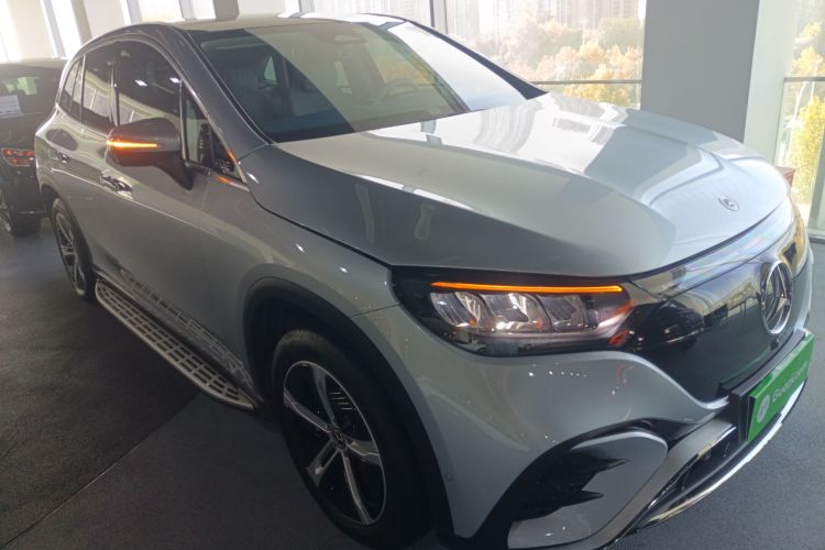 奔驰EQE SUV 2023款 350 4MATIC 先锋版车身外观6002
