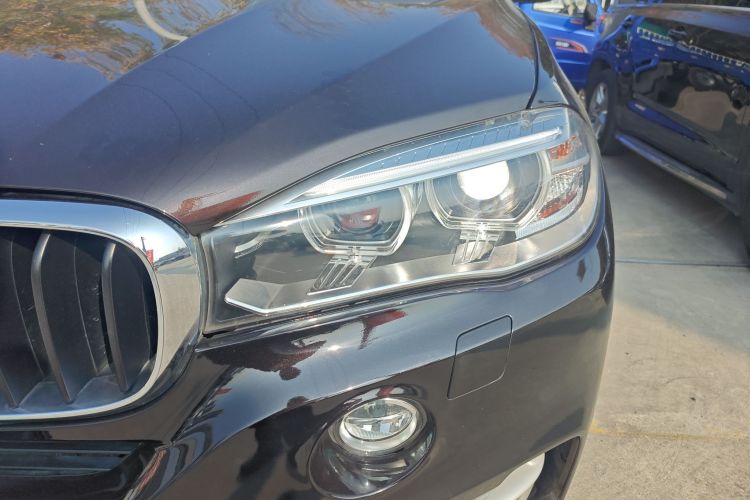 宝马X5(进口) 2014款 xDrive35i 典雅型局部细节36