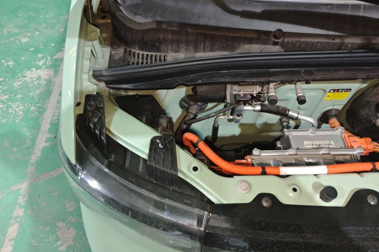 五菱汽车 宏光MINIEV 2021款 马卡龙时尚款 三元锂局部细节9006