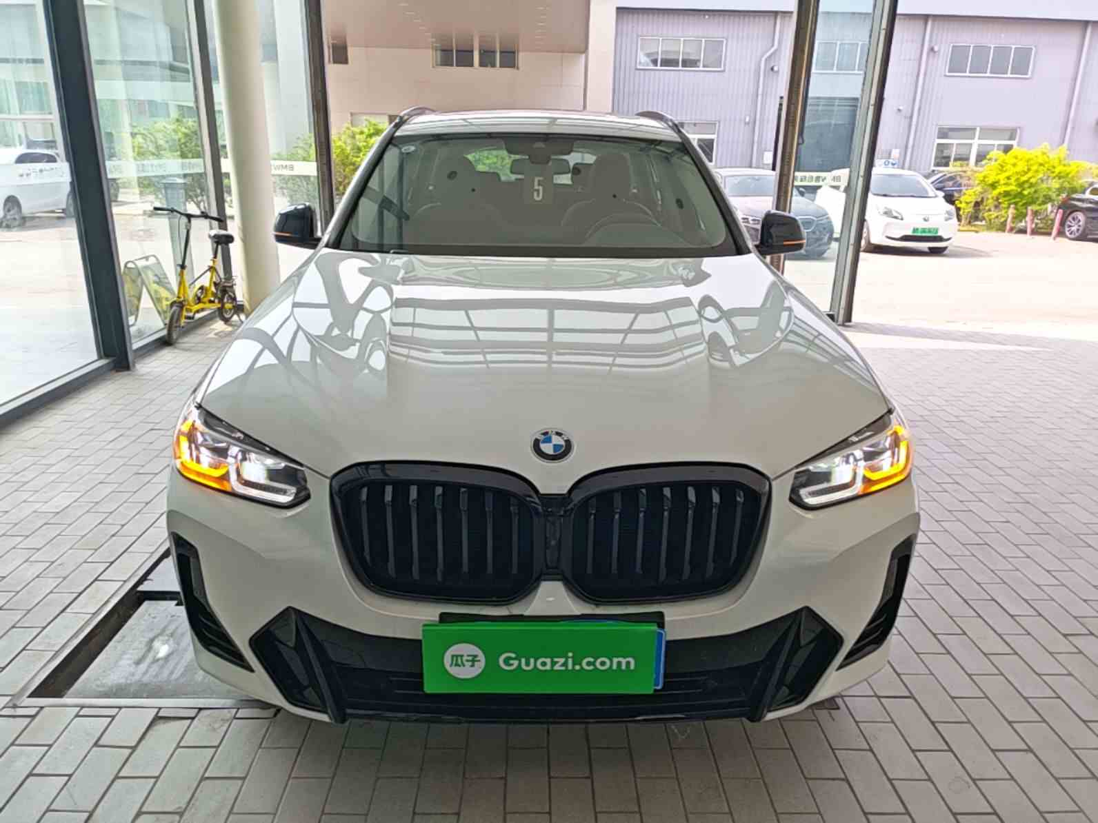 宝马X3 2023款 改款 xDrive30i 领先型 M曜夜套装(1)