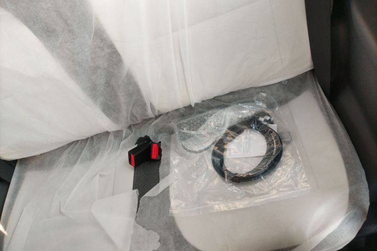 吉利银河 2025款 210km 熊猫卡丁中控内饰21