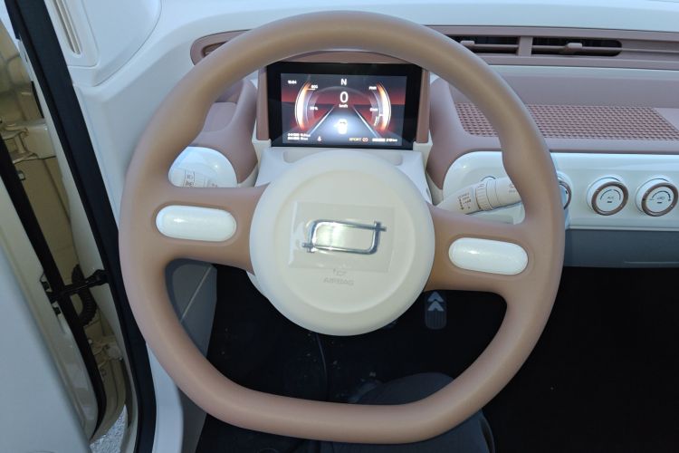 奔腾小马 2026款 222km 萌趣马 Plus中控内饰13