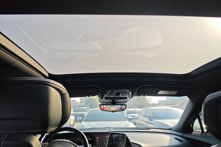 凯迪拉克 IQ锐歌 2022款 四驱高性能尊贵版局部细节22