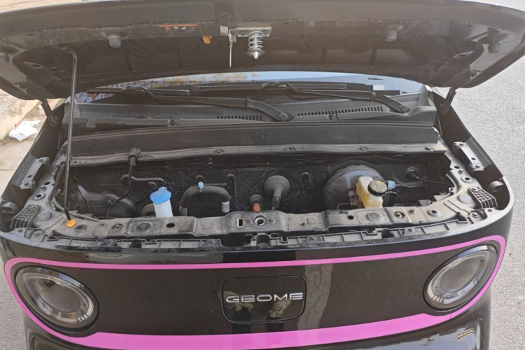 吉利银河 2025款 210km 熊猫卡丁局部细节24