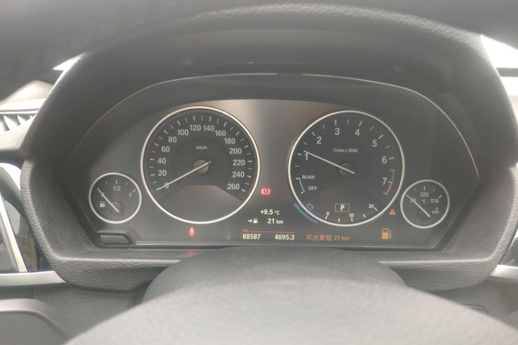 宝马3系GT 2018款 320i 时尚型局部细节14