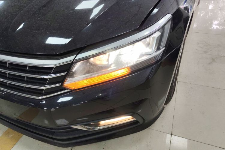 大众 帕萨特 2016款 330TSI DSG尊荣版局部细节36