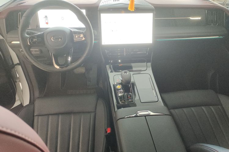 广汽传祺 传祺M8 2023款 宗师系列 400T 至尊版中控内饰12