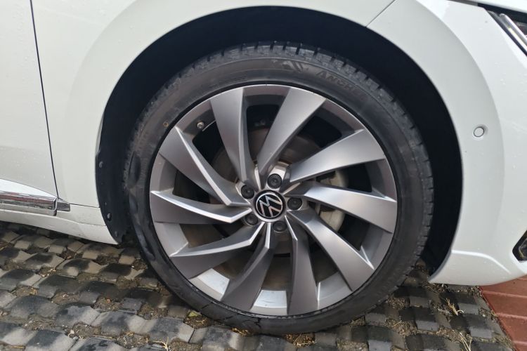 一汽-大众CC 2021款 380TSI 夺目版车身外观10