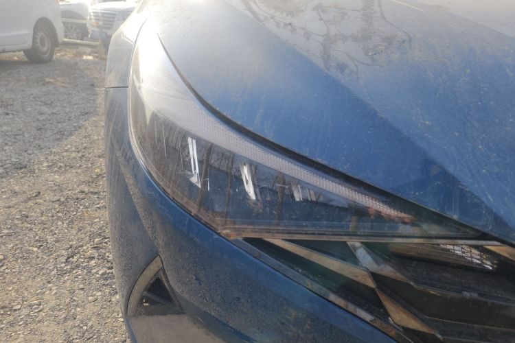 现代 伊兰特 2021款 1.5L CVT GLX精英版车身外观8