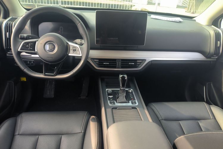 比亚迪 唐 2018款 2.0T 自动智联尊荣型 5座 国V中控内饰12