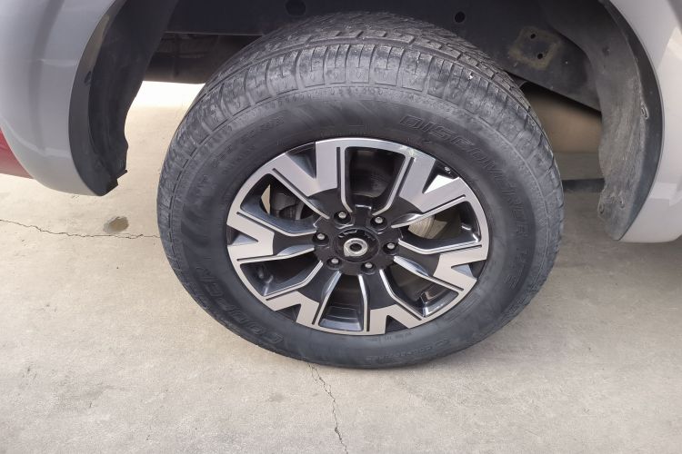 长城 炮 2019款 2.0T自动汽油四驱尊享版GW4C20B车身外观6008