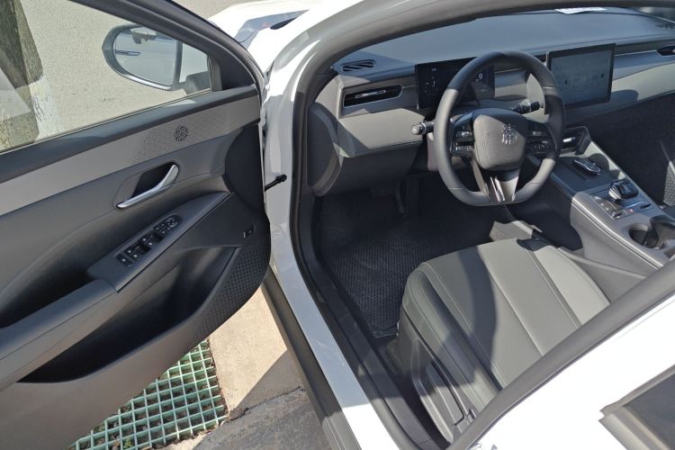 比亚迪 秦PLUS 2023款 冠军版 DM-i 55KM领先型中控内饰20