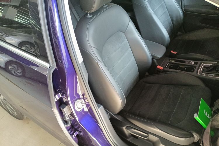 大众 高尔夫 2018款  230TSI 自动豪华型局部细节41