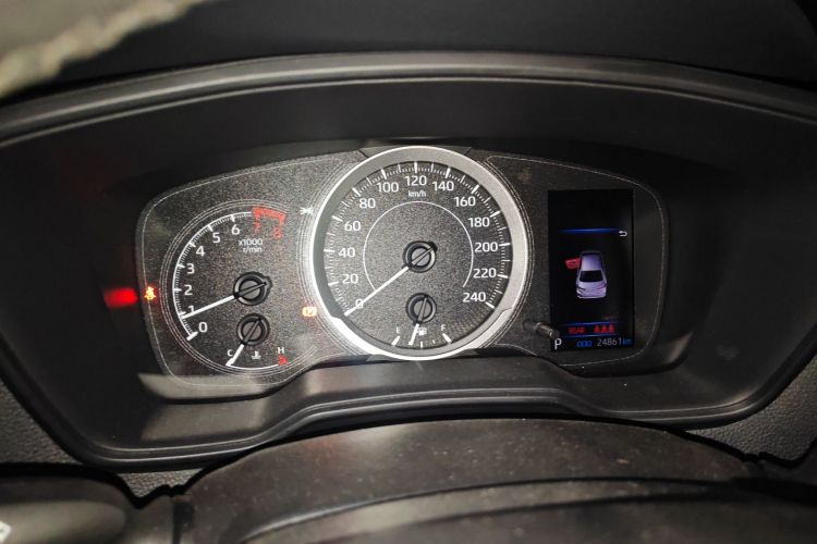 丰田 亚洲狮 2021款 2.0L 尊享版中控内饰14