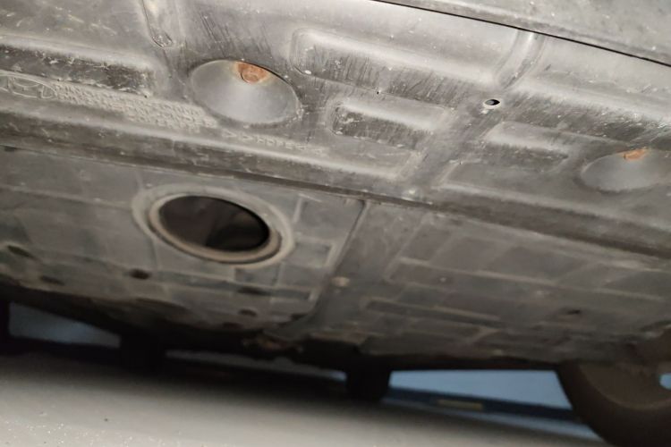 现代 索纳塔 2011款 2.0L 自动时尚版局部细节9008