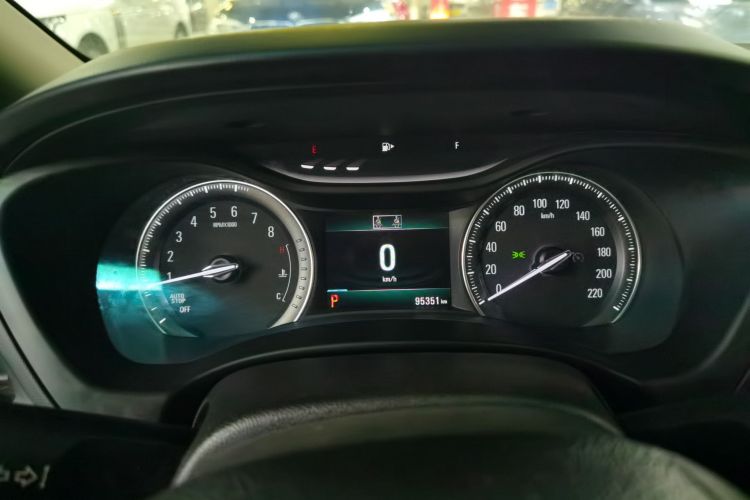 别克GL6 2019款 18T 6座互联豪华型 国V局部细节14