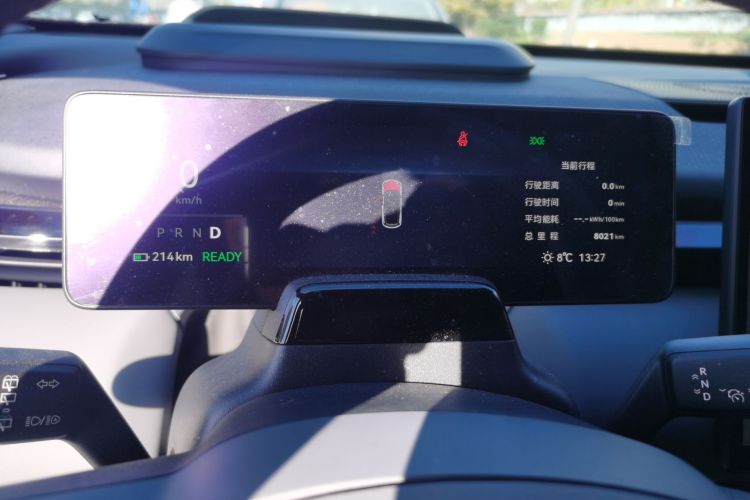 极氪X 2025款 五座后驱版中控内饰14