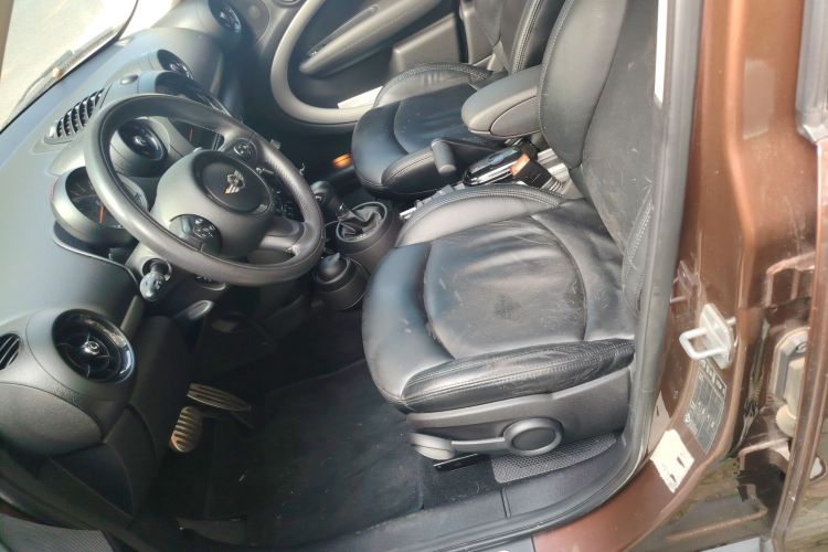 MINI Countryman 2014款 1.6L COOPER Fun局部细节19