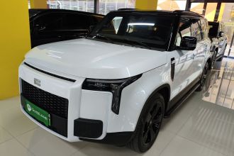 极石01 2023款 全能7座版