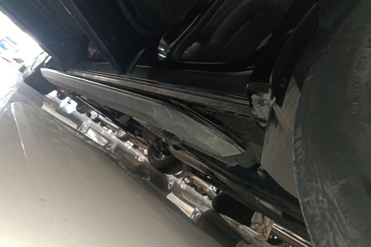 别克 昂科旗 2020款 28T 四驱尊贵型局部细节9002