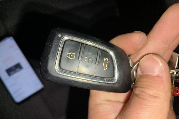 东风风神AX7 2019款 1.6T 自动AI先锋型 国V中控内饰7001