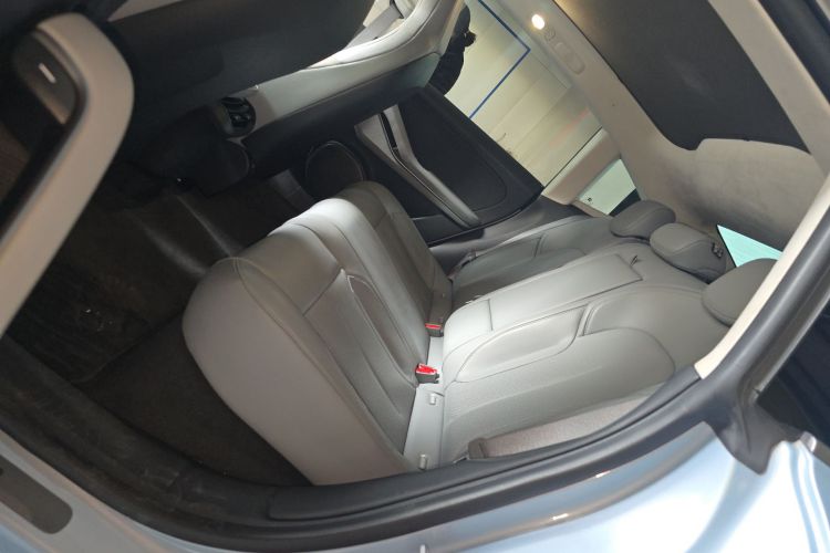 蔚来ET5 2022款 75kWh中控内饰21