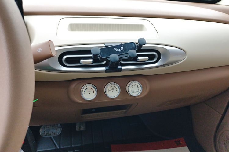 五菱汽车 宏光MINIEV 2025款 四门版 进阶款局部细节16