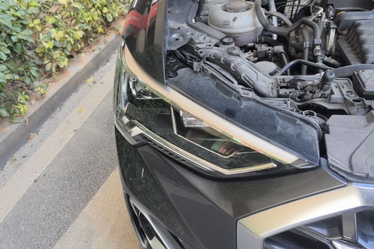 奥迪Q3 2022款 35 TFSI 进取动感型车身外观8