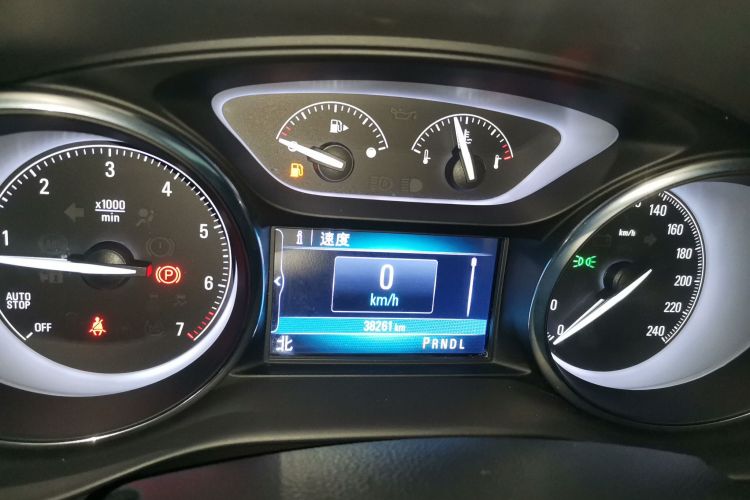 别克 昂科威 2021款 532T 两驱豪华型中控内饰14