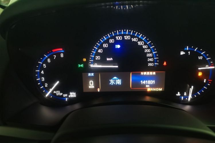 凯迪拉克ATS-L 2016款 28T 时尚型中控内饰14