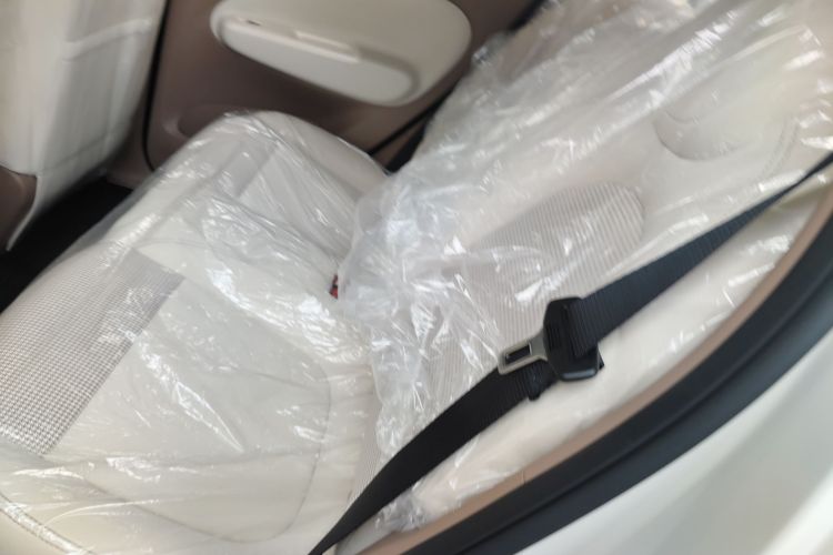 五菱汽车 宏光MINIEV 2025款 四门版 进阶款中控内饰21