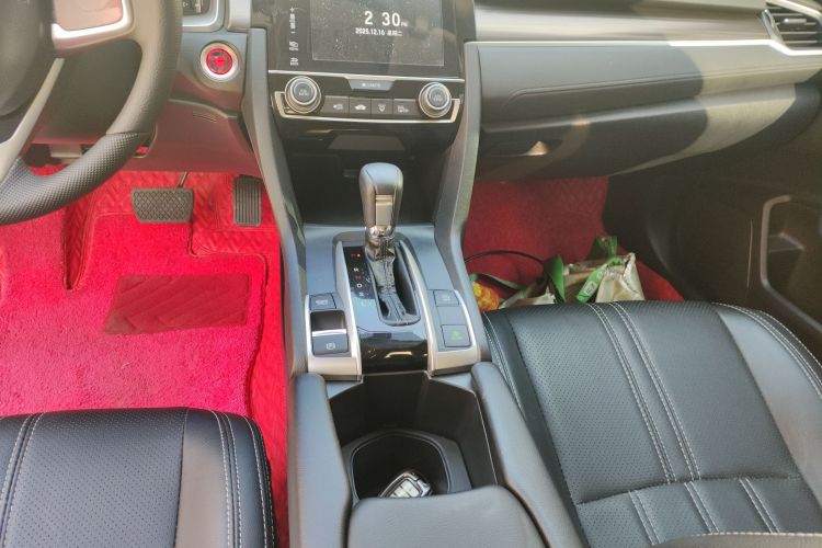 本田 思域 2019款 220TURBO CVT劲动版 国VI局部细节18