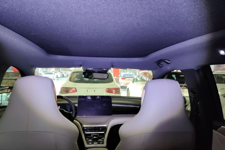 比亚迪 宋Pro新能源 2023款 冠军版 DM-i 110KM卓越型中控内饰22