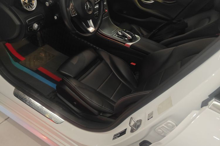 奔驰C级 2018款 C 180 L 时尚型运动版局部细节19