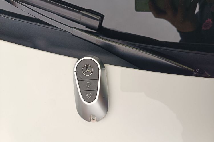 奔驰C级 2024款 改款 C 260 L 运动版中控内饰11