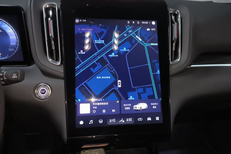 红旗HS3 2023款 1.5T 两驱善为版中控内饰16