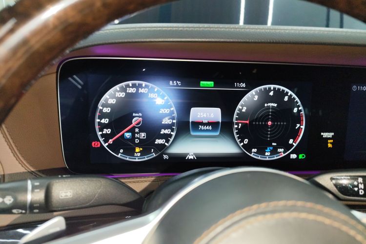 奔驰S级 2020款 S 350 L 尊享型 臻藏版中控内饰14