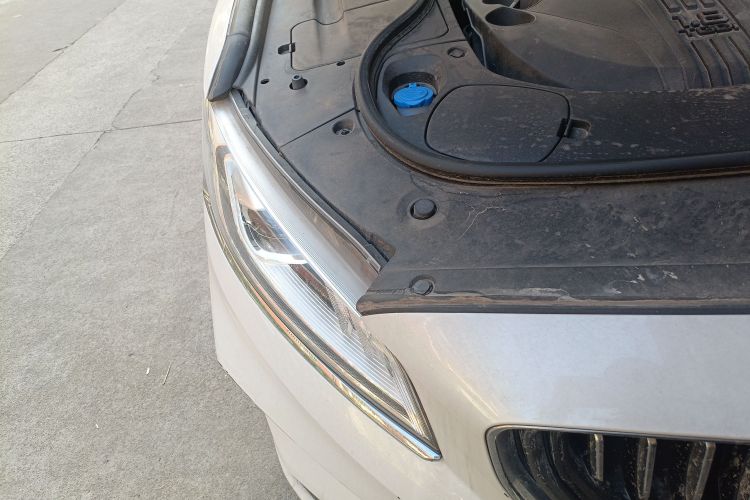 吉利汽车 博瑞 2021款 1.8T 领航版车身外观8