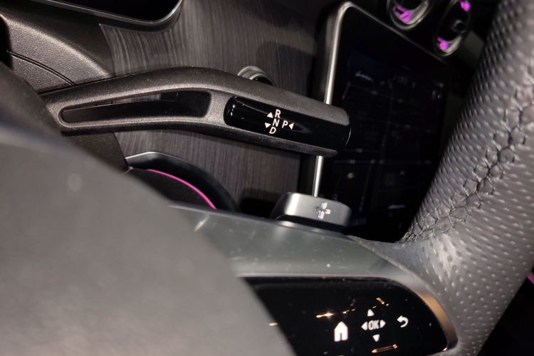 奔驰C级 2024款 改款 C 260 L 运动版中控内饰18