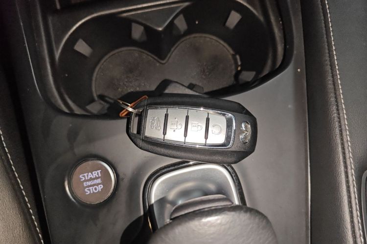 英菲尼迪QX50 2020款 2.0T 四驱领航版中控内饰7001