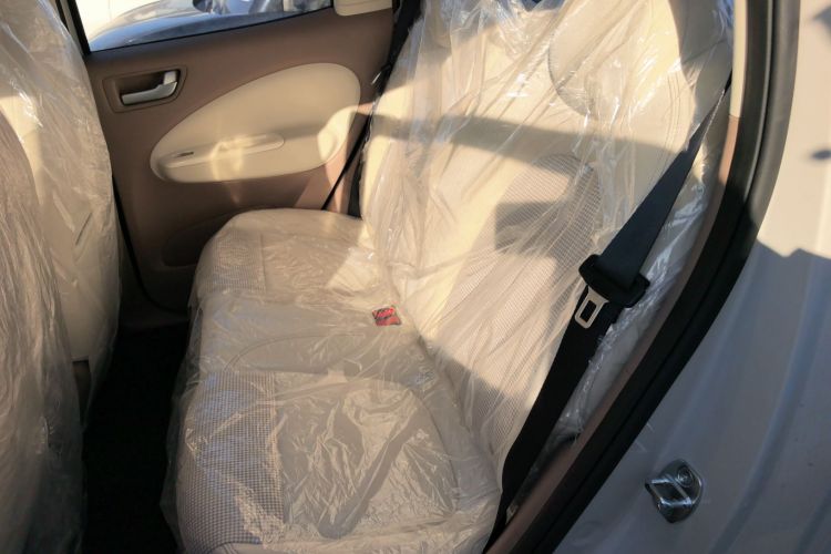 五菱汽车 宏光MINIEV 2025款 四门版 进阶款中控内饰21