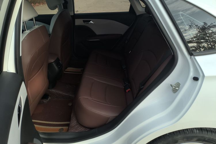 雪佛兰 科鲁泽 2023款 1.5L 双离合悦享版中控内饰21