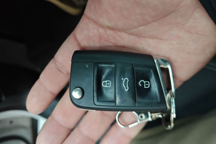 大众 途观L 2022款 330TSI 自动两驱舒享版中控内饰11