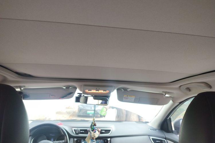 日产 逍客 2019款 2.0L CVT豪华版中控内饰22