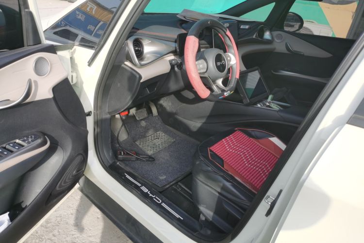 比亚迪 海豚 2025款 420km 活力版中控内饰20