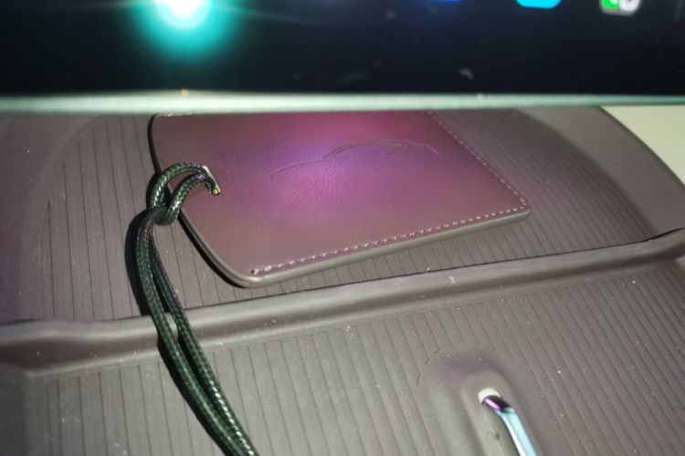 小米汽车 小米YU7 2025款 超长续航四驱Pro版中控内饰11