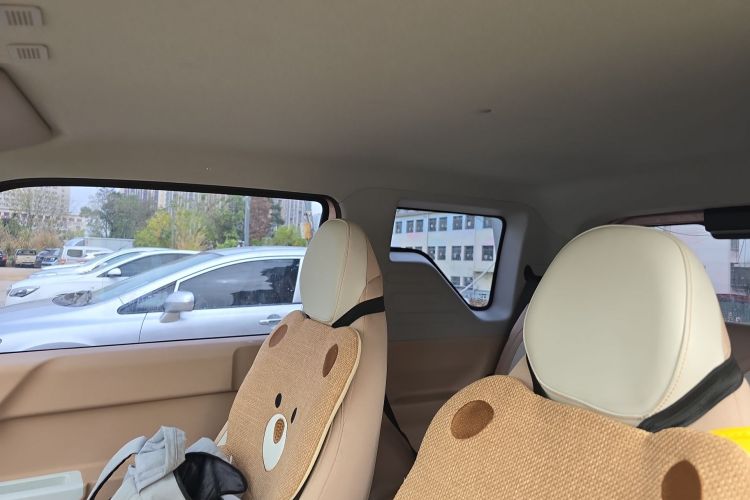 吉利银河 2023款 熊猫mini 200km 耐力熊中控内饰22