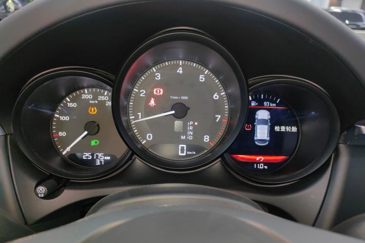 保时捷 2023款 Macan 2.0T局部细节14