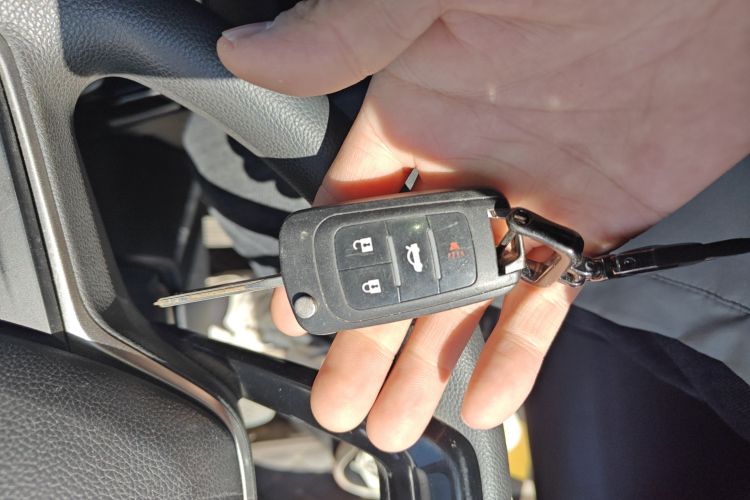 广汽传祺 传祺GS4 2021款 270T 手动舒适版中控内饰11