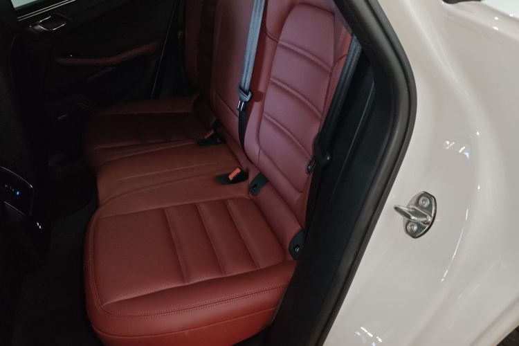 保时捷 2022款 Macan 2.0T中控内饰7004